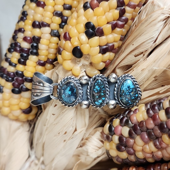 Amazing NWOT Native American Navajo 3 Stone Turquoise Pendant 💙 - Picture 11 of 11